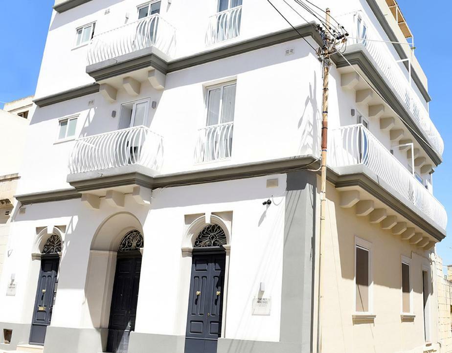 13 Village Apartments メーリッハ エクステリア 写真